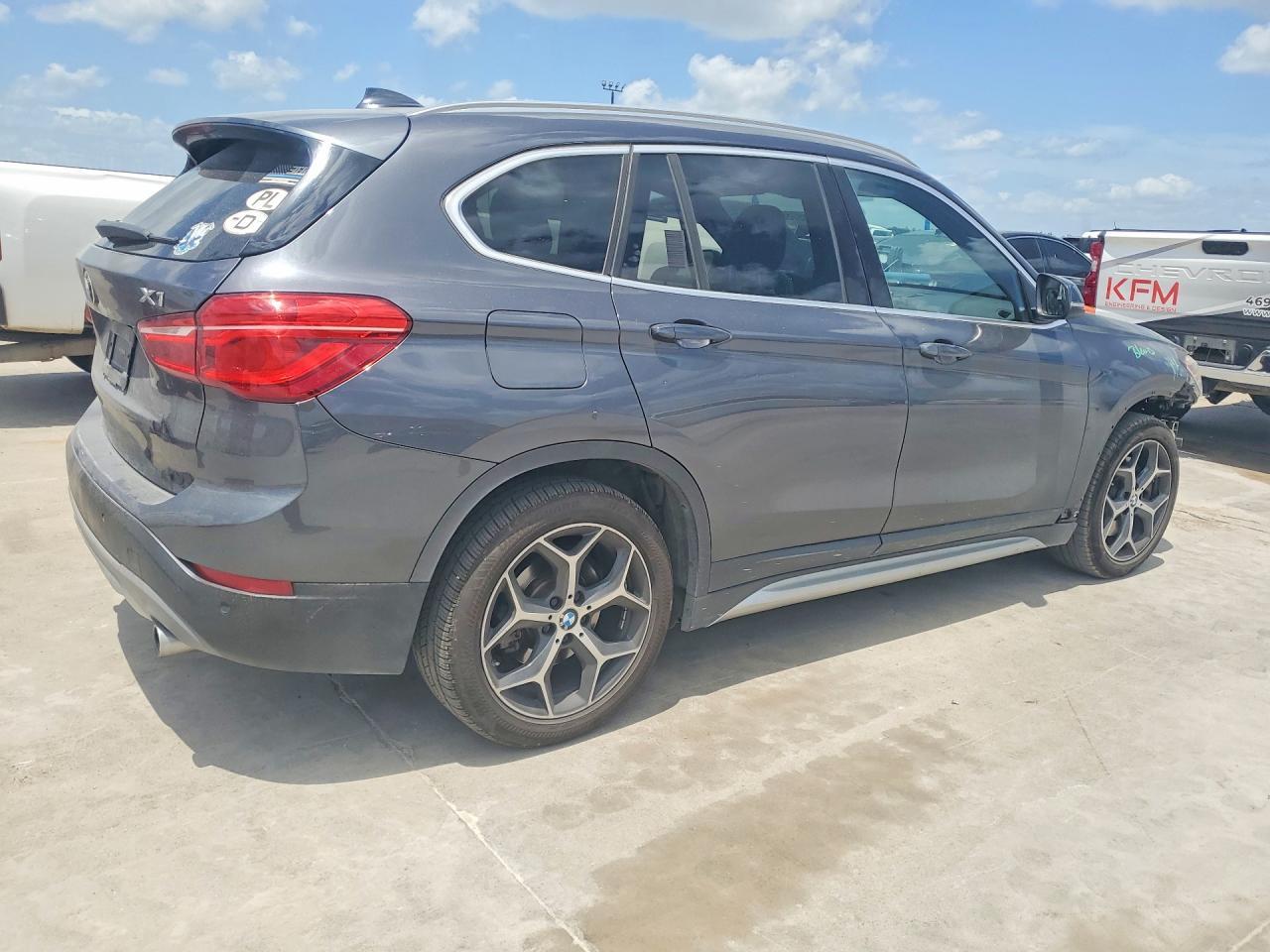 2016 BMW X1 xDrive28I - zdjęcie 3