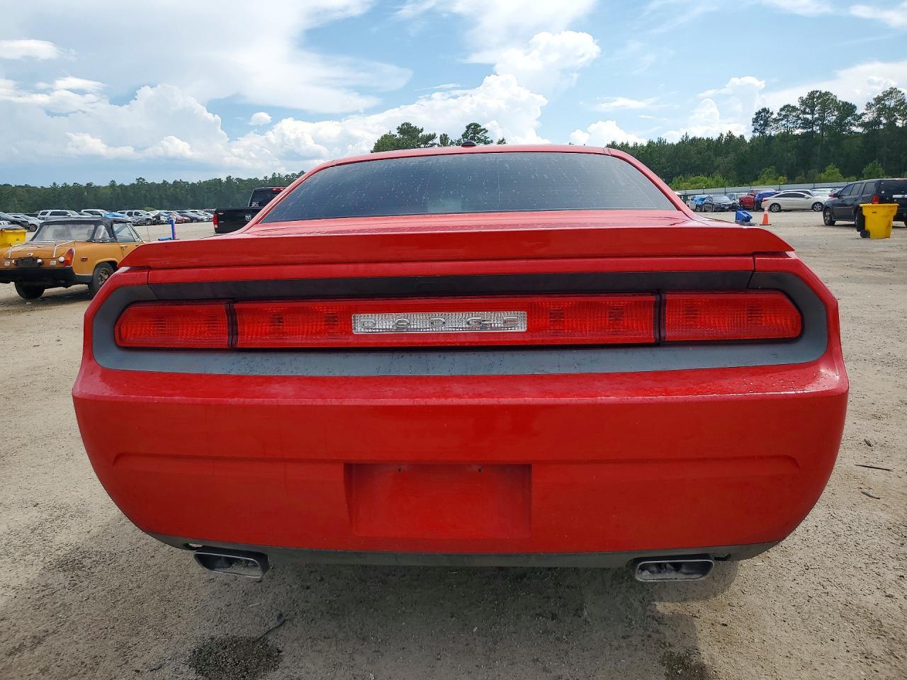 2014 Dodge Challenger Sxt - zdjęcie 6