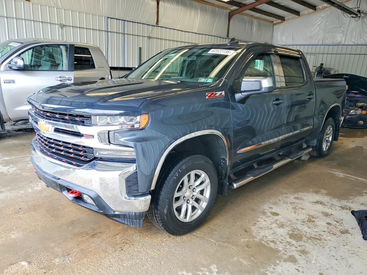 2022 Chevrolet Silverado Ltd K1500 Lt - zdjęcie główne