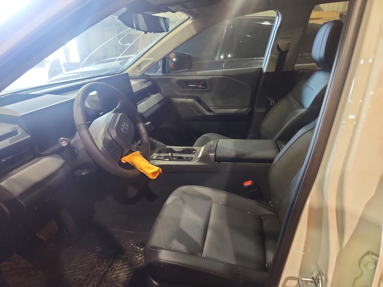 2026 Toyota Rav4 Le - zdjęcie 7