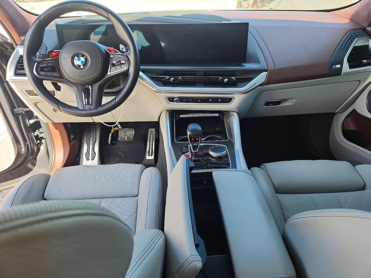 2023 BMW Xm - zdjęcie 8
