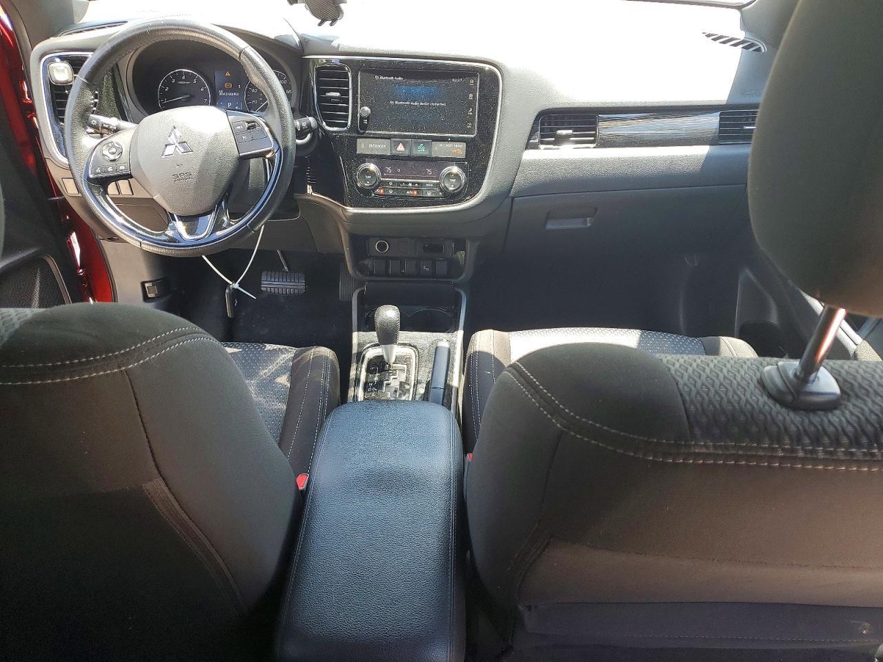 2018 Mitsubishi Outlander Se - zdjęcie 8