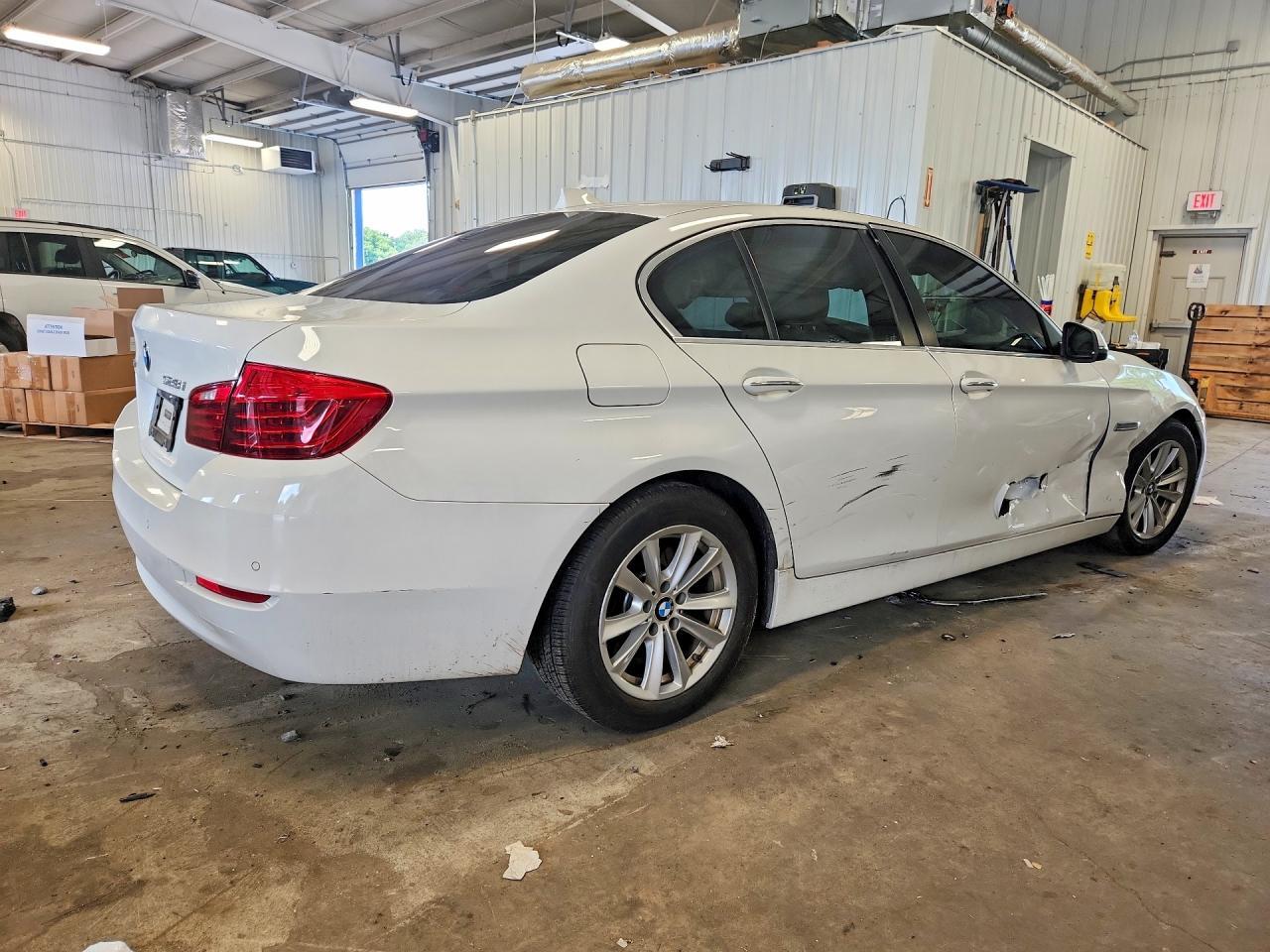 2015 BMW 528 Xi - zdjęcie 3