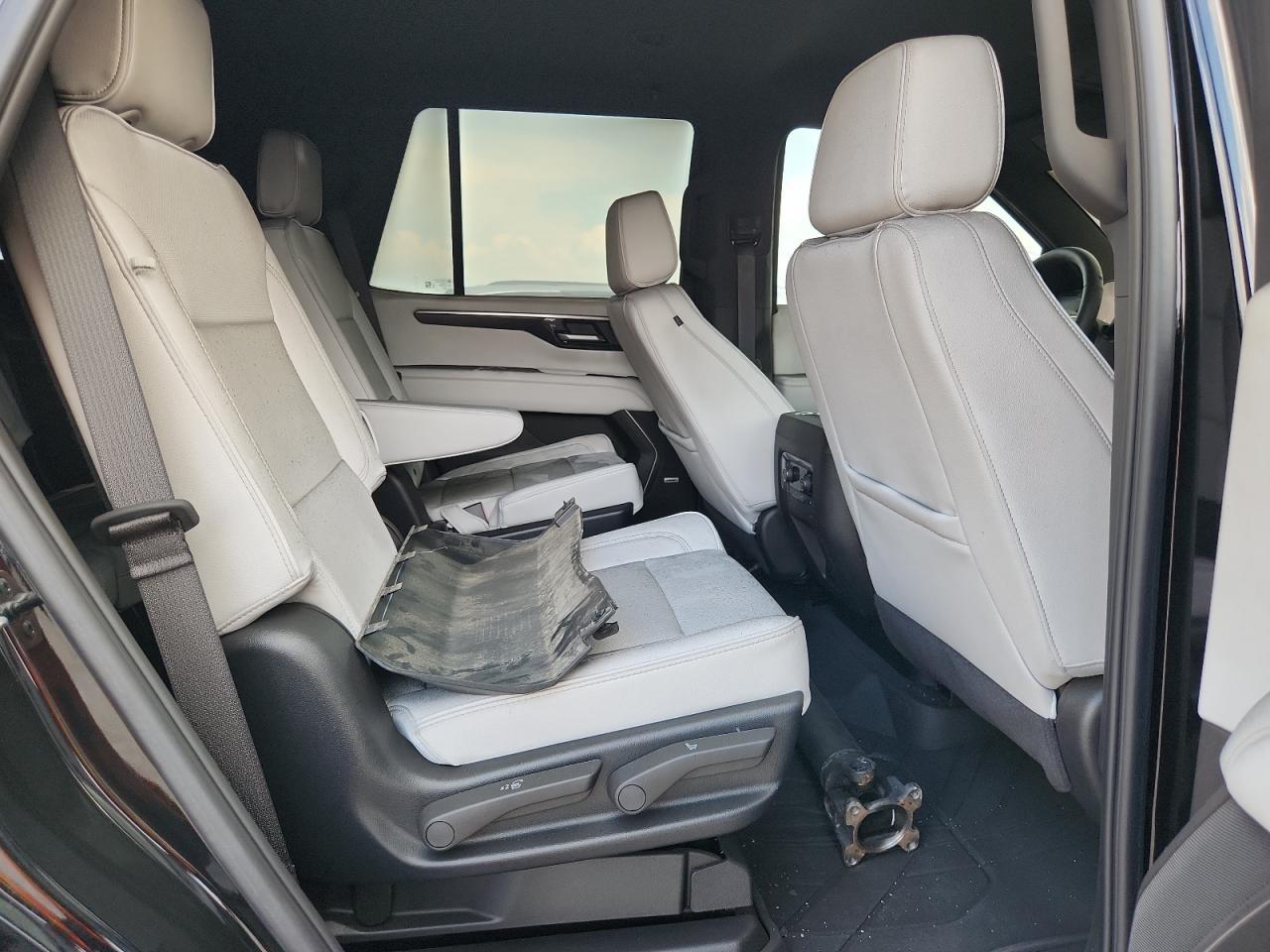 2025 Chevrolet Tahoe K1500 Premier - zdjęcie 11