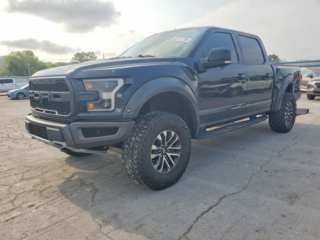 2018 Ford F150 Raptor - zdjęcie główne