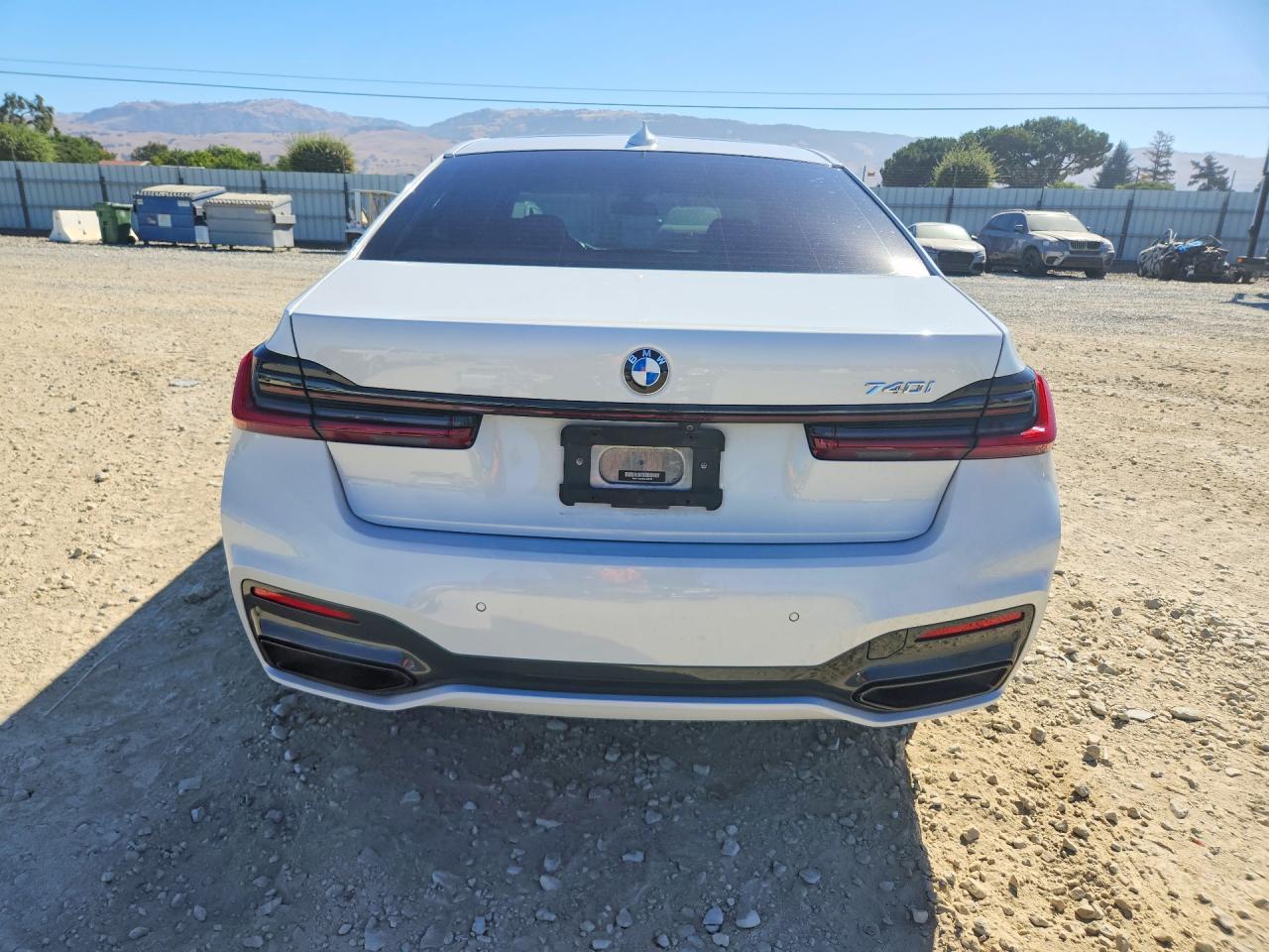 2022 BMW 740 I - zdjęcie 6
