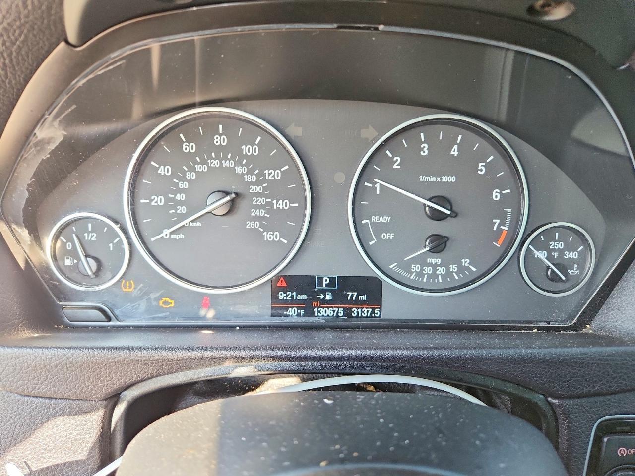 2016 BMW Seria 3 320i - zdjęcie 9