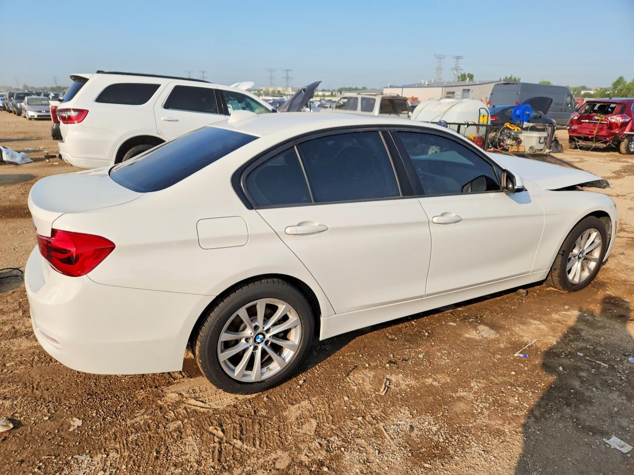 2018 BMW 320 Xi - zdjęcie 3