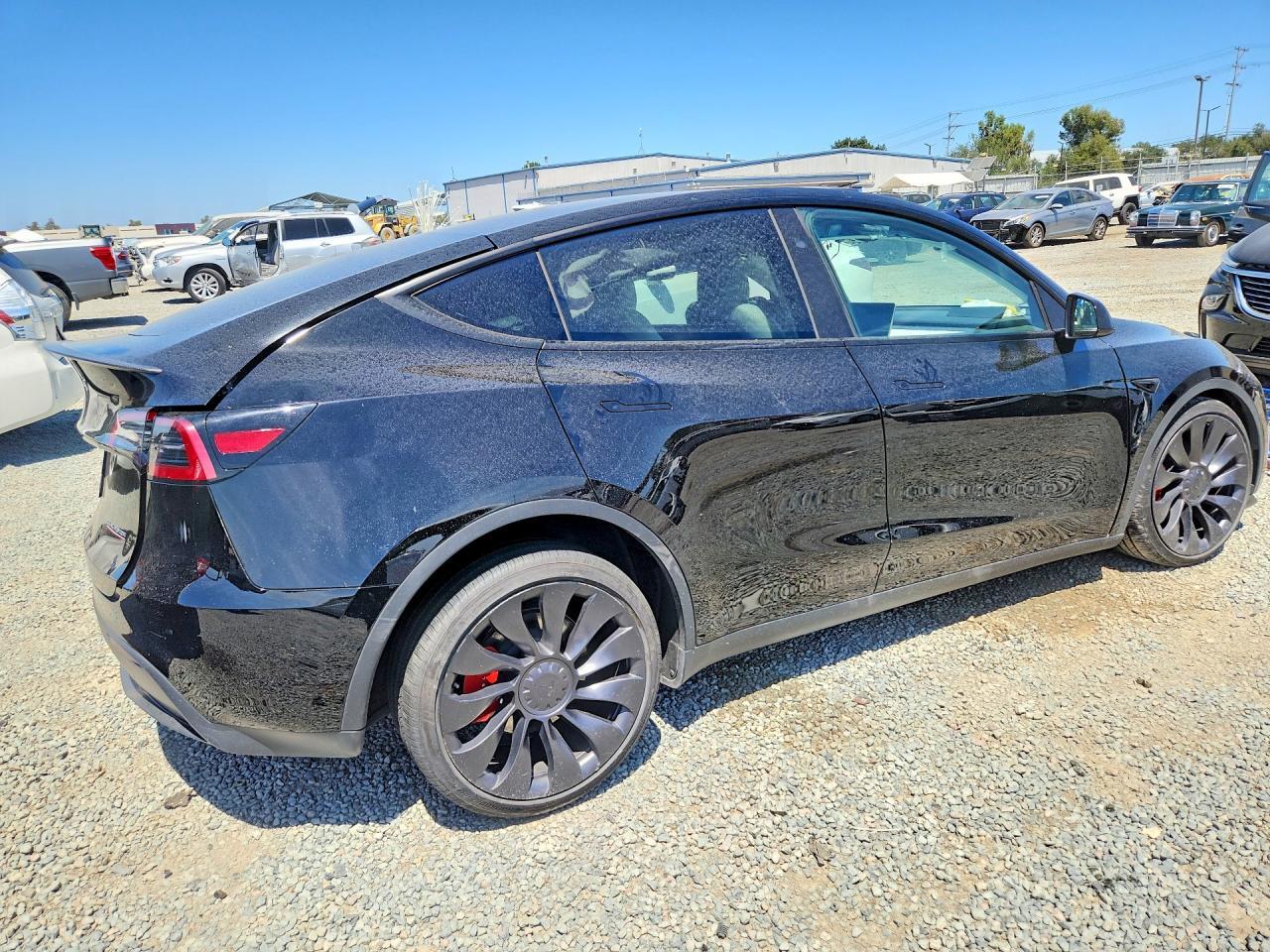 2025 Tesla Model Y - zdjęcie 3