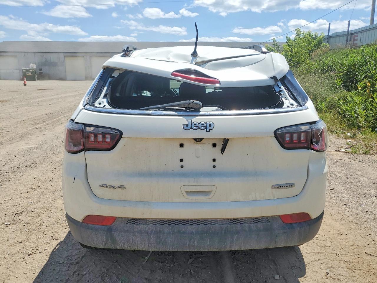 2018 Jeep Compass Latitude - zdjęcie 6