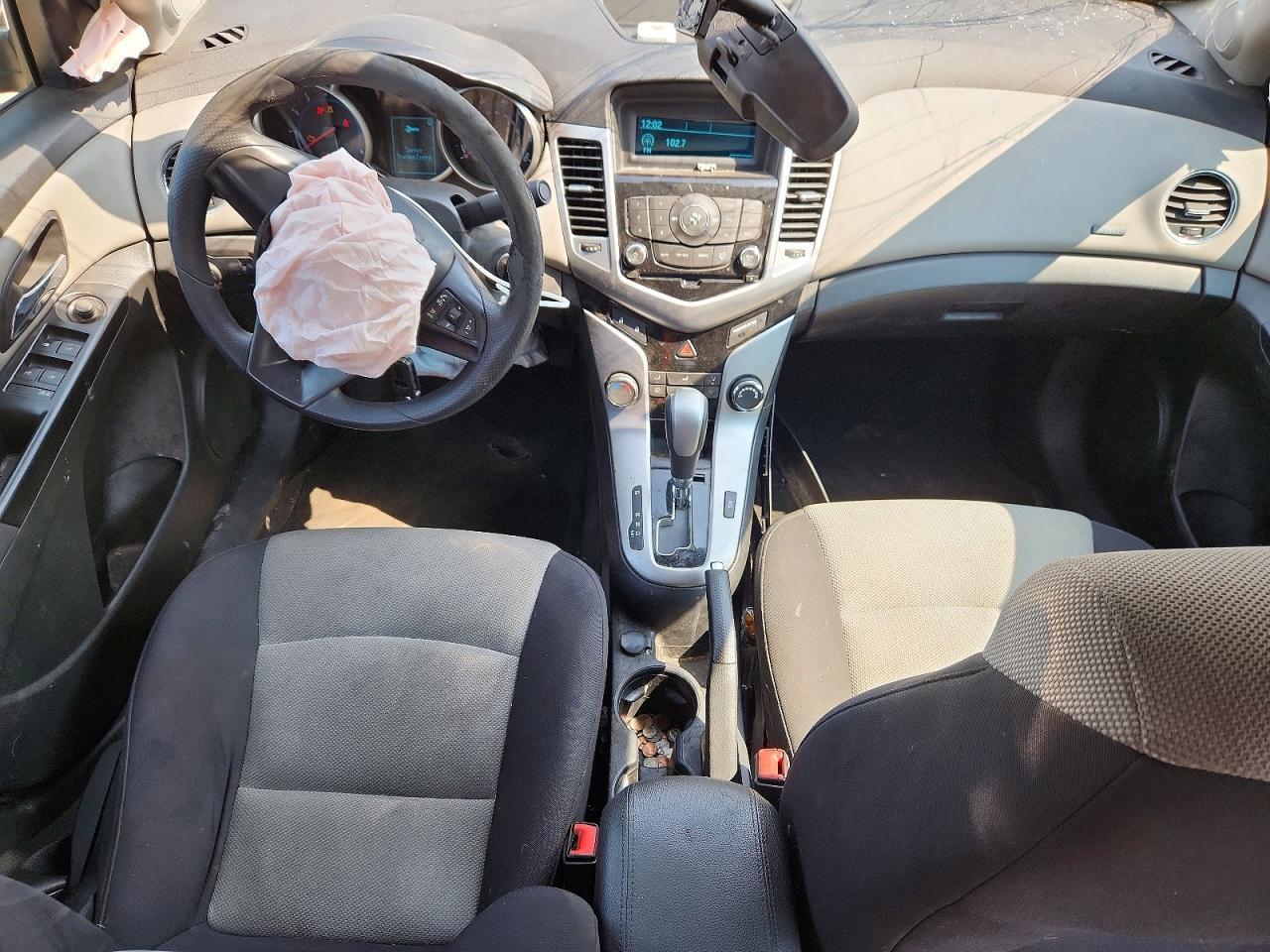 2014 Chevrolet Cruze Ls - zdjęcie 8