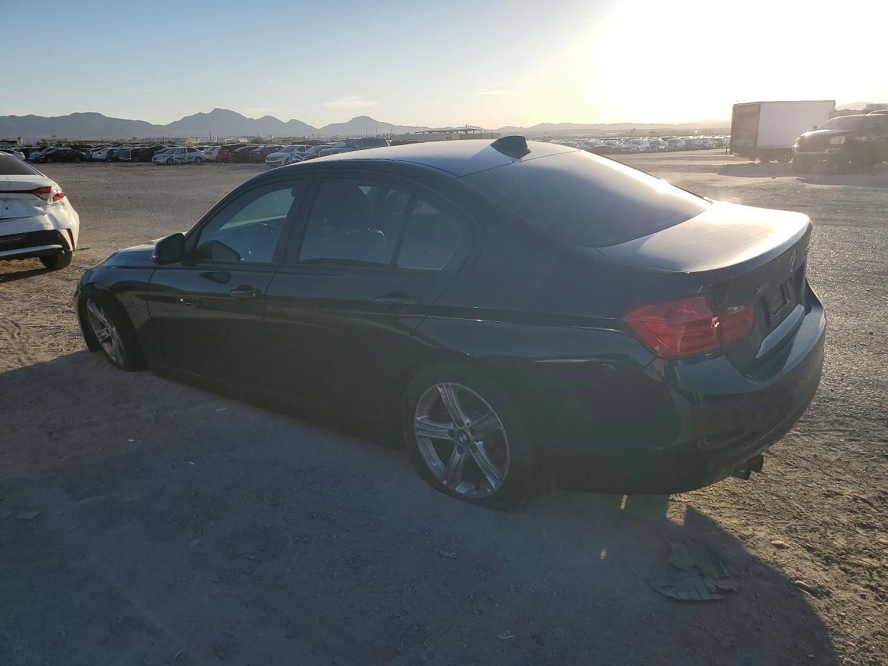 2014 BMW Seria 3 328i - zdjęcie 2