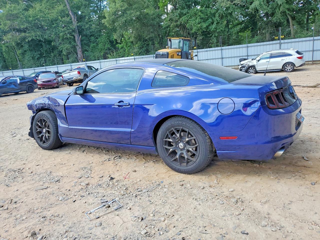 2014 Ford Mustang - zdjęcie 2
