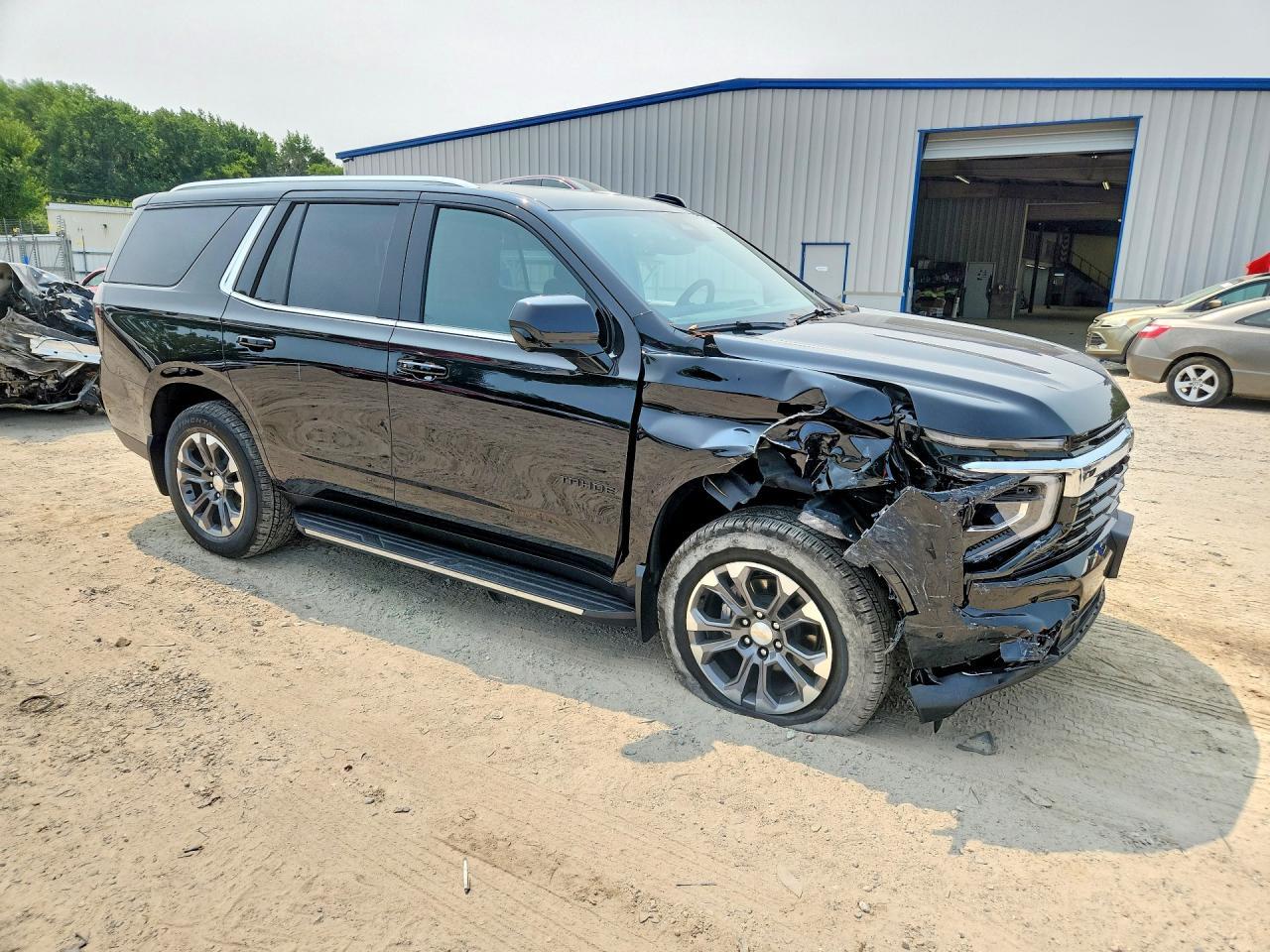 2025 Chevrolet Tahoe K1500 Ls - zdjęcie 4