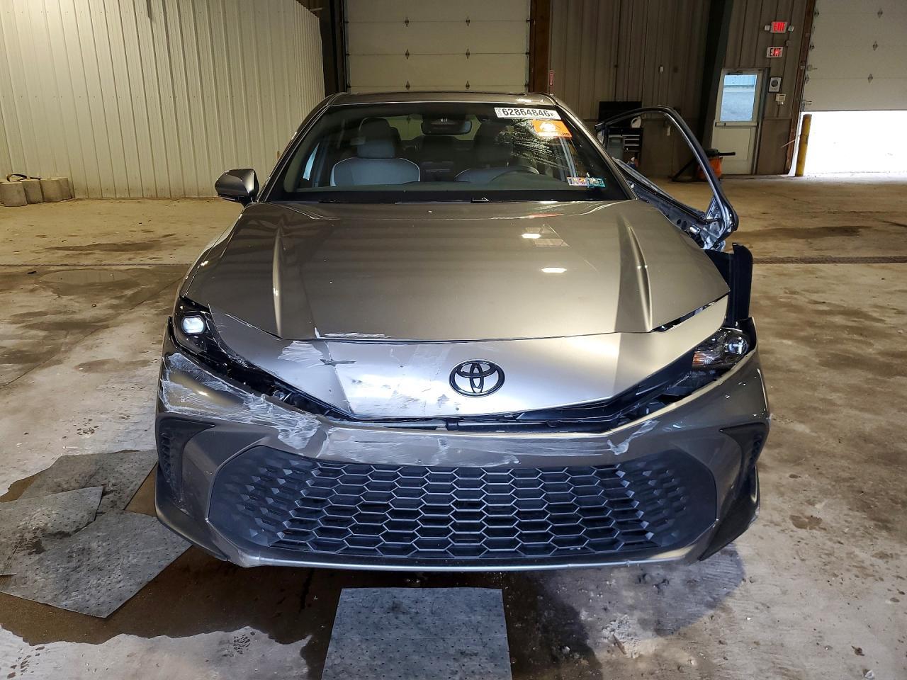 2025 Toyota Camry Se - zdjęcie 5