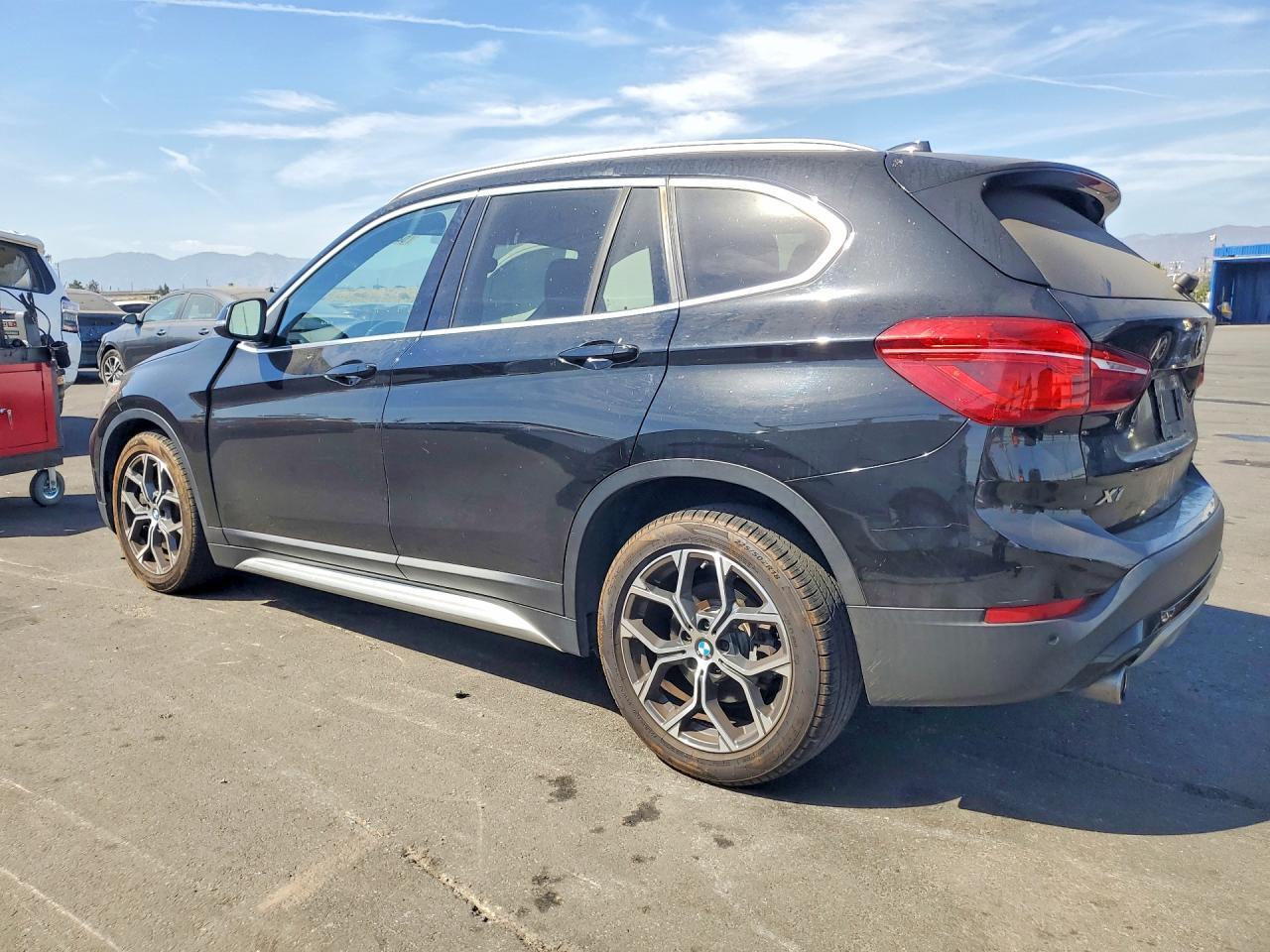 2020 BMW X1 Sdrive28I - zdjęcie 2