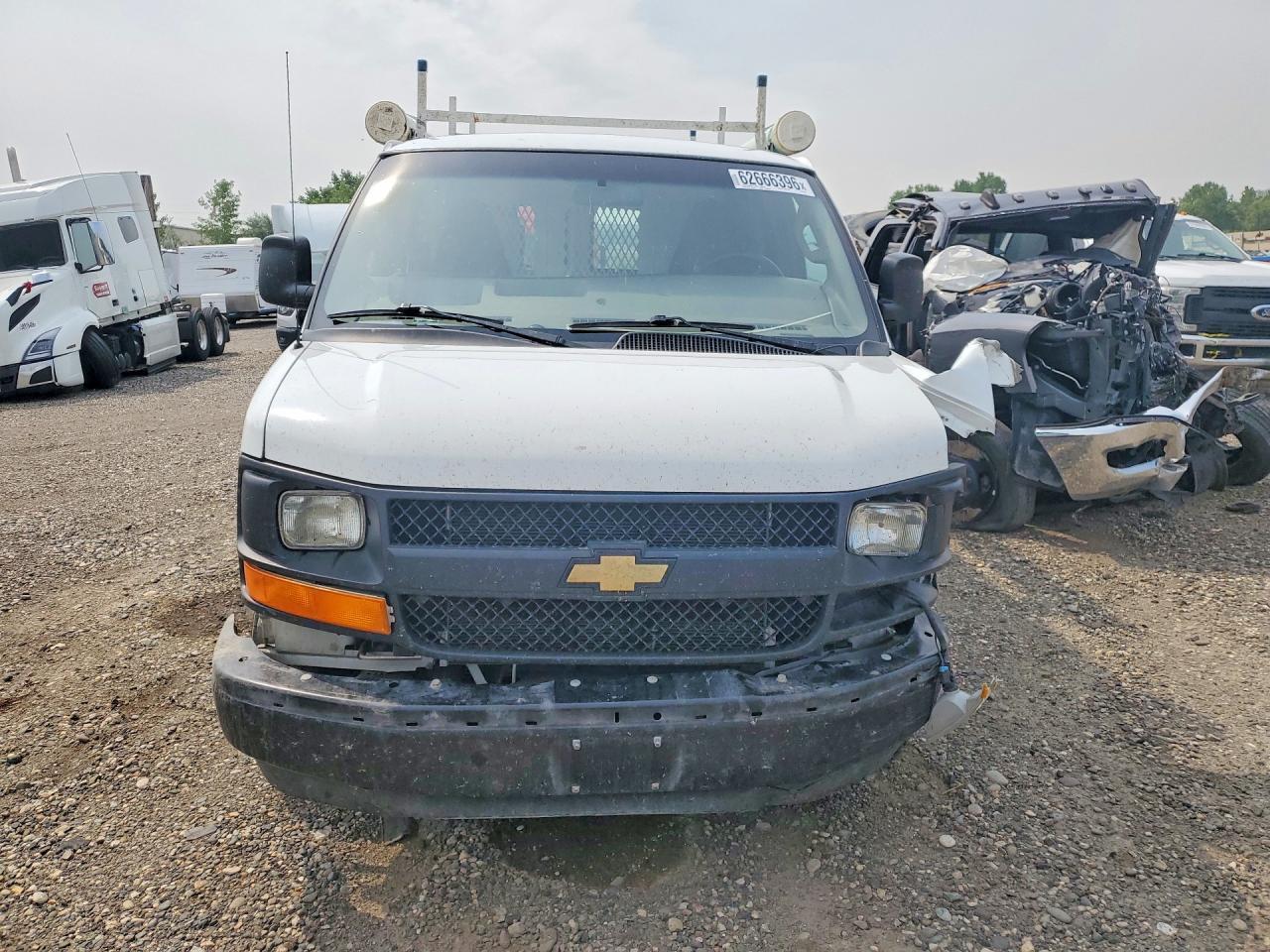 2017 Chevrolet Express G3500 - zdjęcie 5
