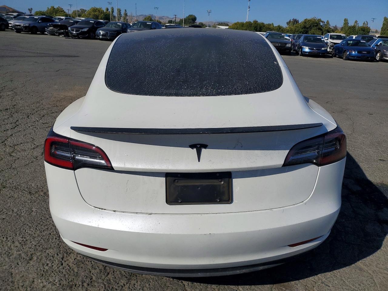 2023 Tesla Model 3 - zdjęcie 6