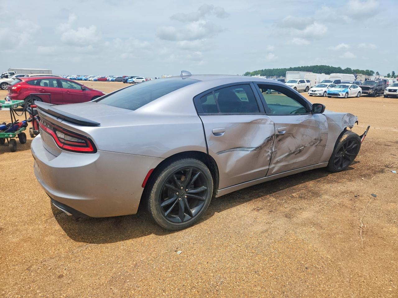2016 Dodge Charger Sxt - zdjęcie 3