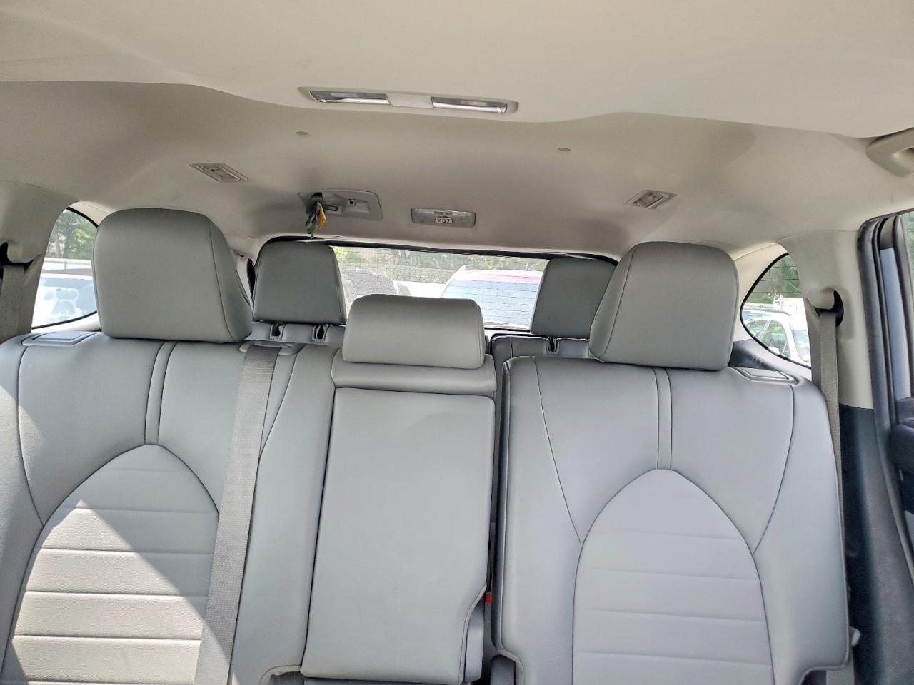 2022 Toyota Highlander Hybrid Xle - zdjęcie 10