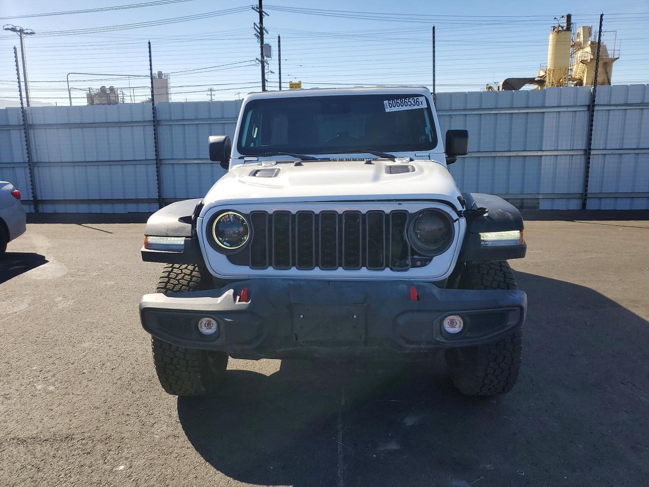 2025 Jeep Wrangler Rubicon - zdjęcie 5