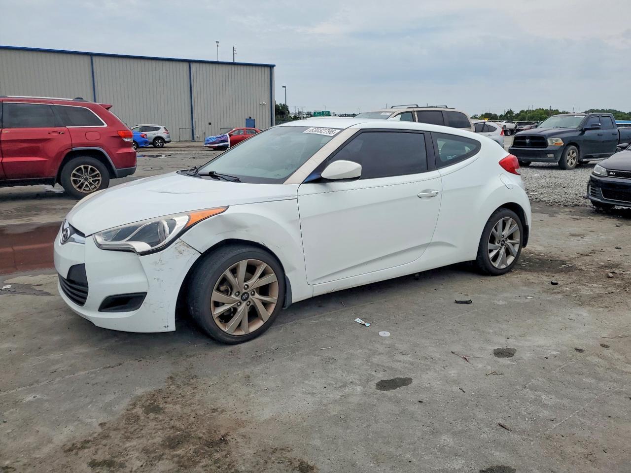 2016 Hyundai Veloster Base - zdjęcie główne