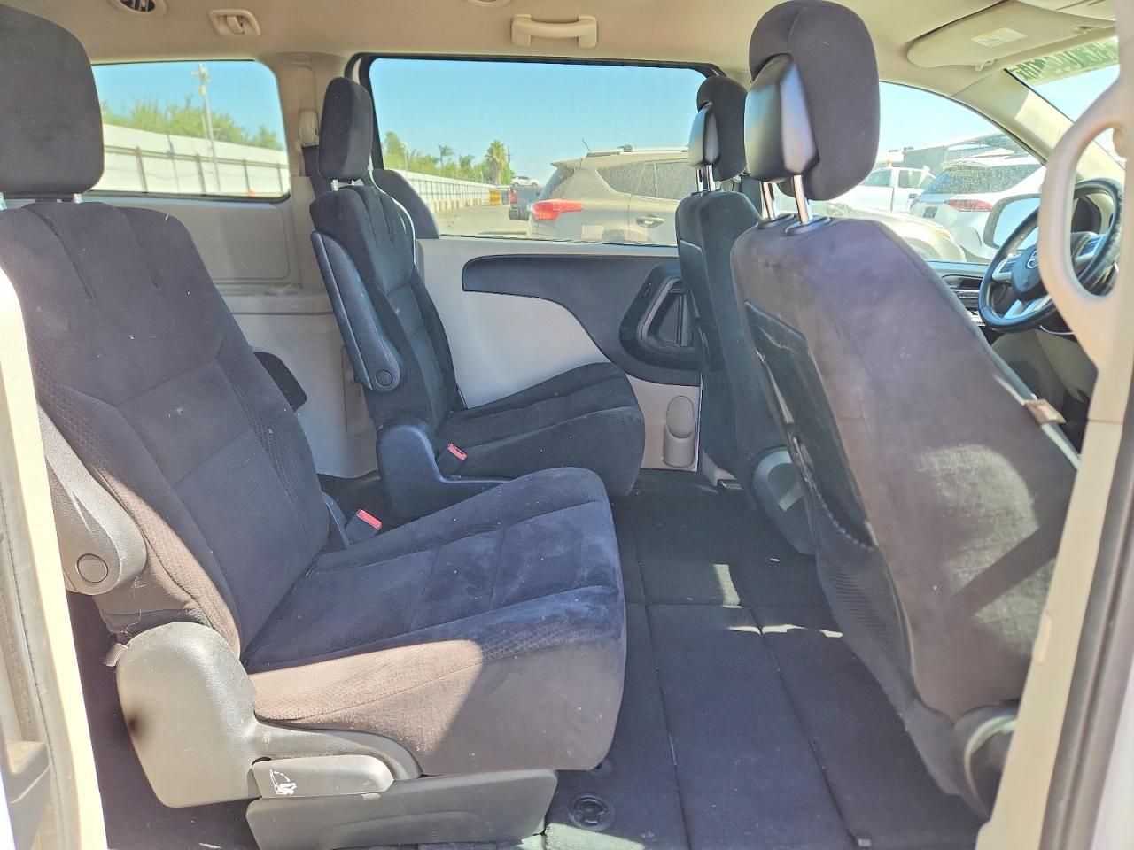 2014 Dodge Grand Caravan Sxt - zdjęcie 11