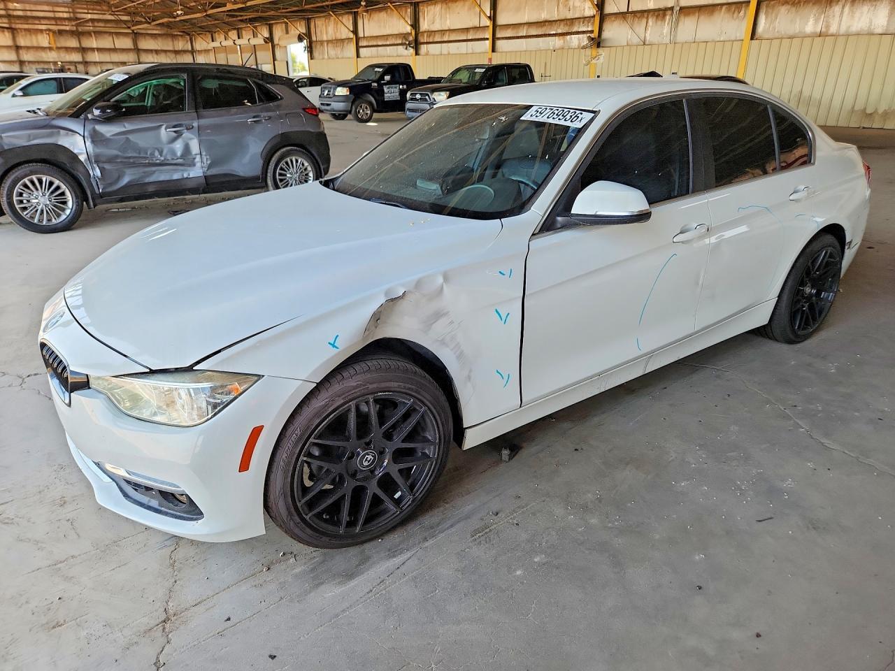 2015 BMW 320 I - zdjęcie główne