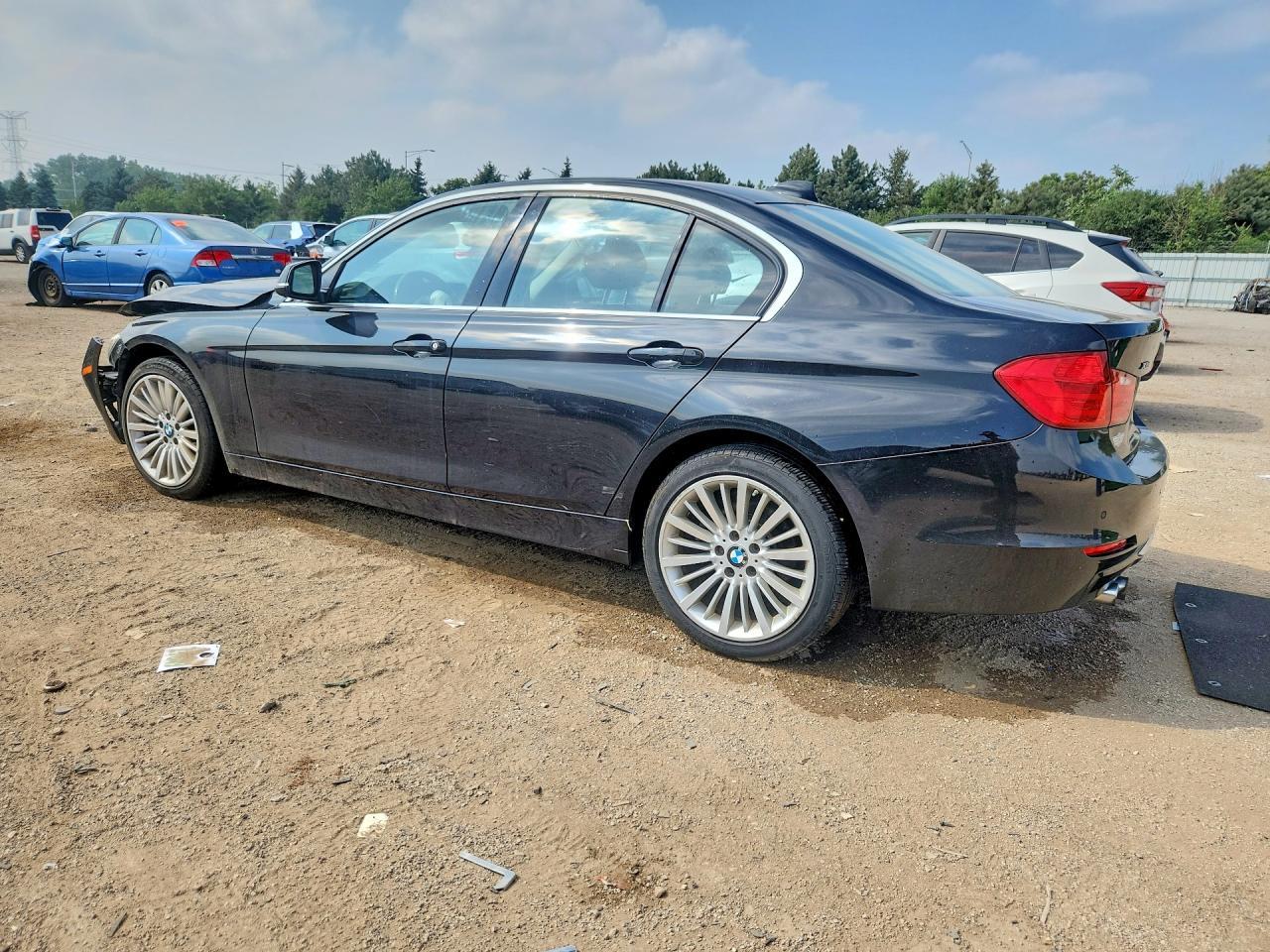 2015 BMW Seria 3 328i - zdjęcie 2