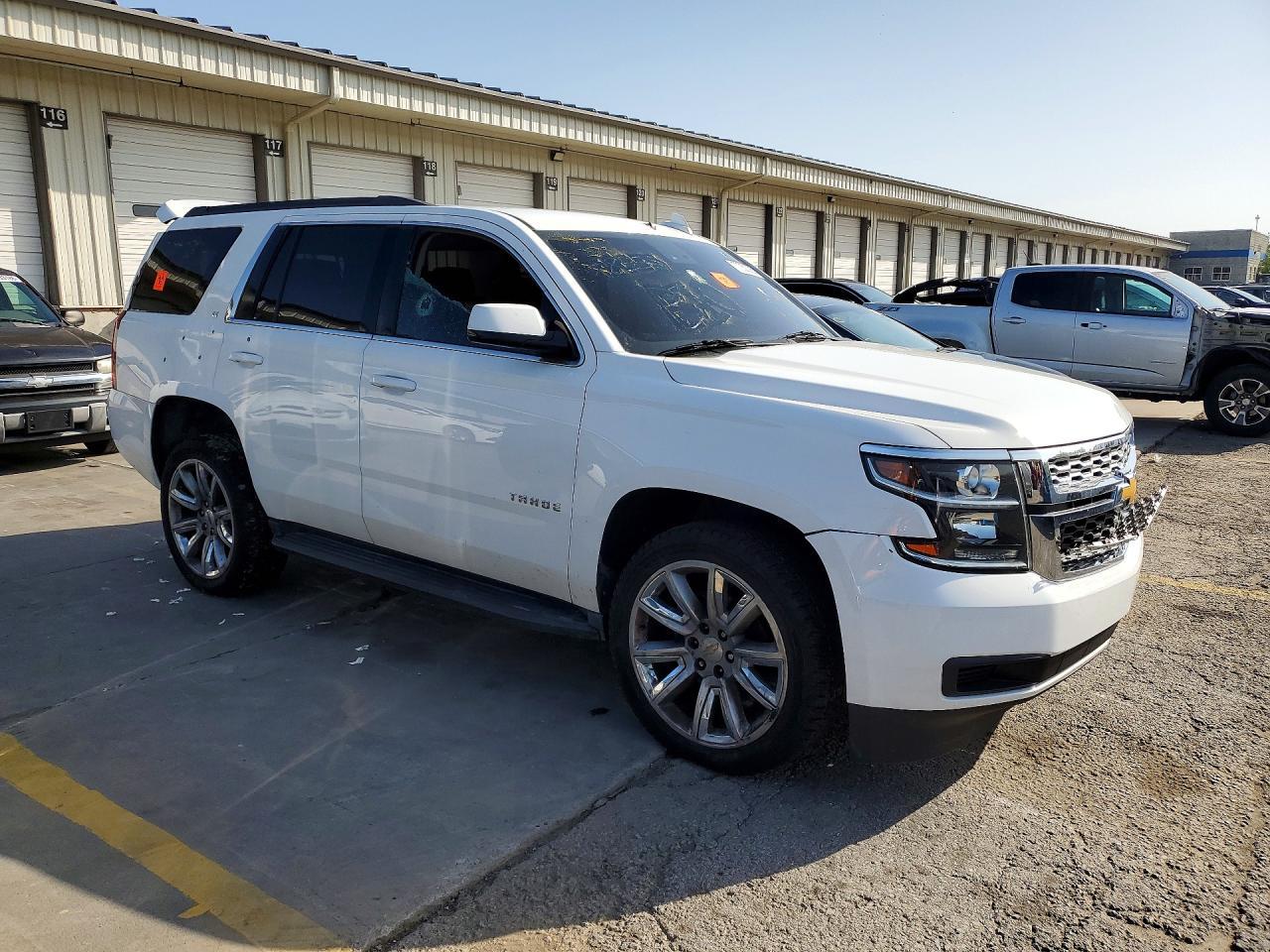 2015 Chevrolet Tahoe - zdjęcie 4