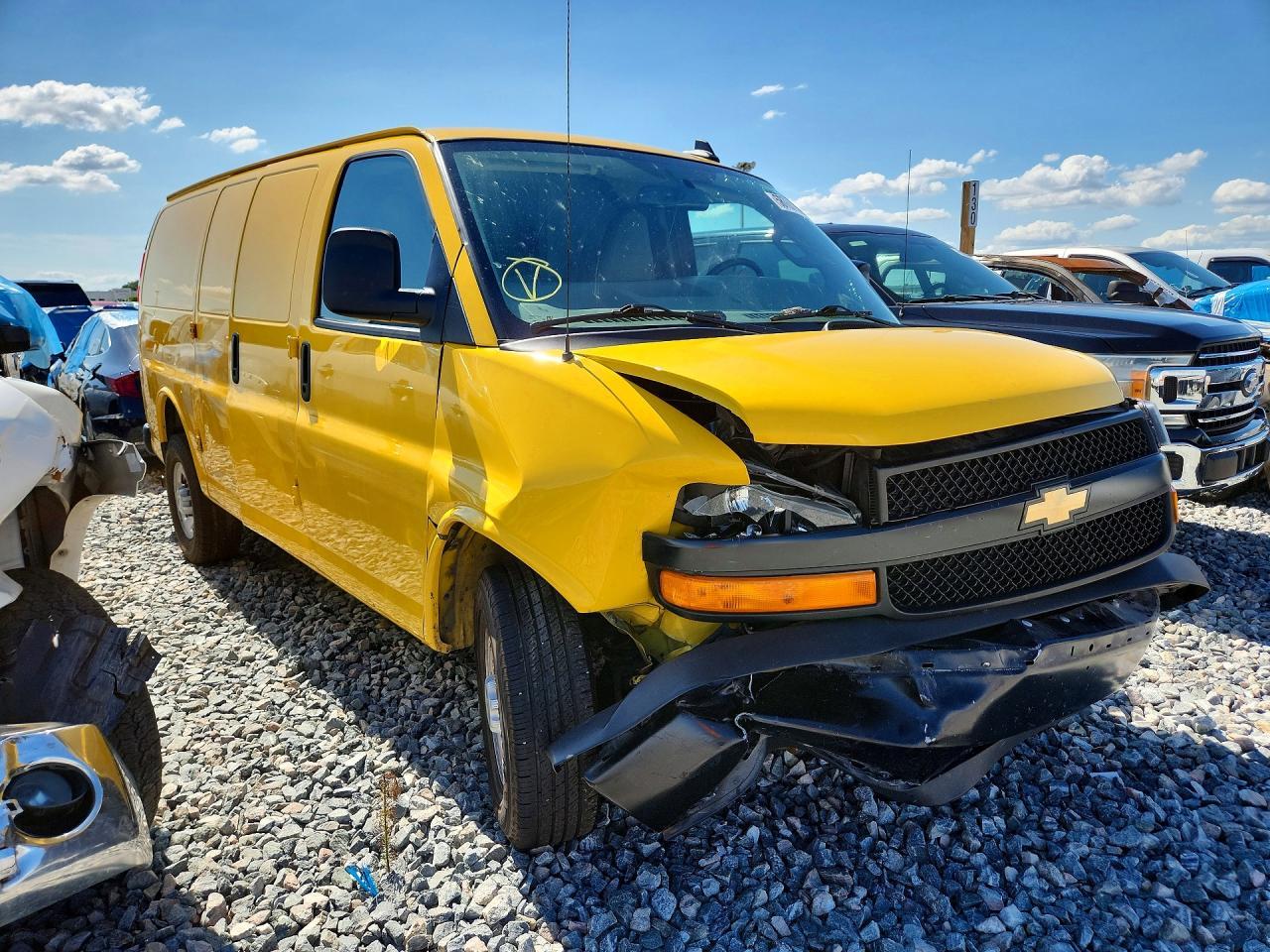 2024 Chevrolet Express G2500 - zdjęcie 4