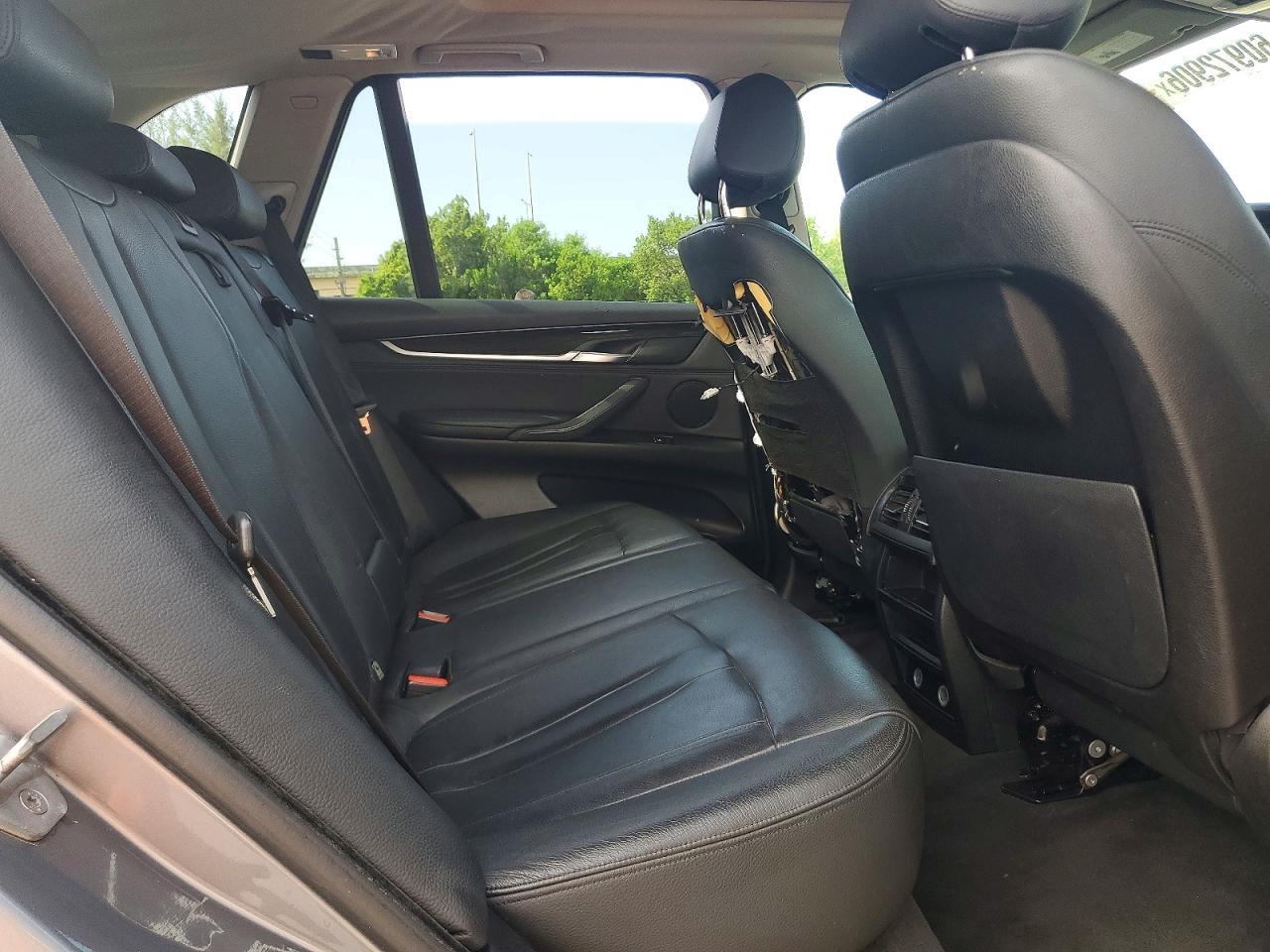 2014 BMW X5 xDrive35I - zdjęcie 10