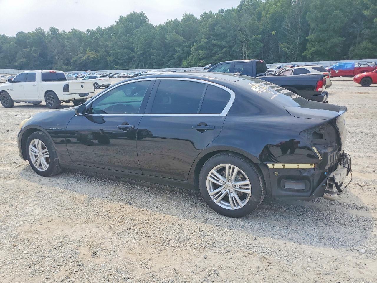 2013 Infiniti G37 Sedan Journey - zdjęcie 2