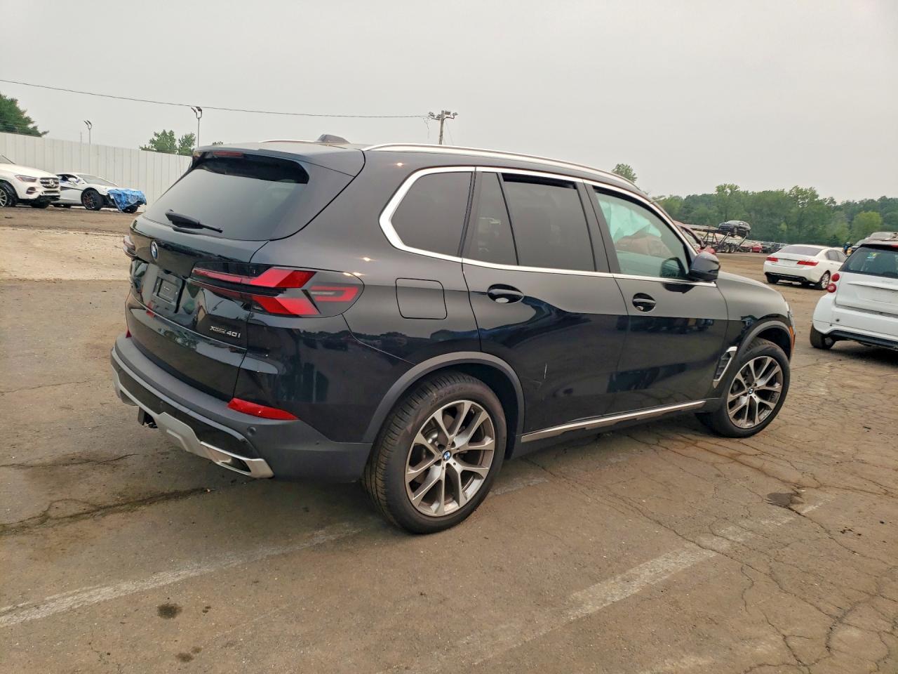 2026 BMW X5 xDrive40I - zdjęcie 3