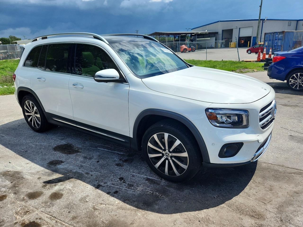 2022 Mercedes-Benz Glb 250 - zdjęcie 4