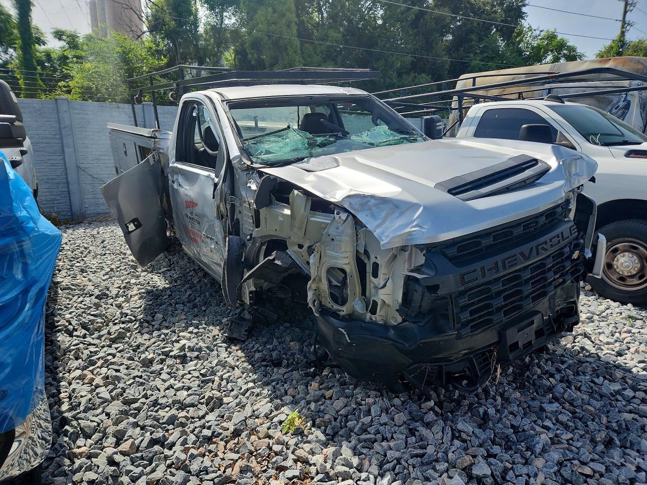 2021 Chevrolet Silverado C2500 Heavy Duty - zdjęcie 4