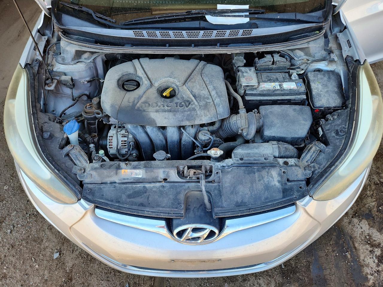 2014 Hyundai Elantra - zdjęcie 11