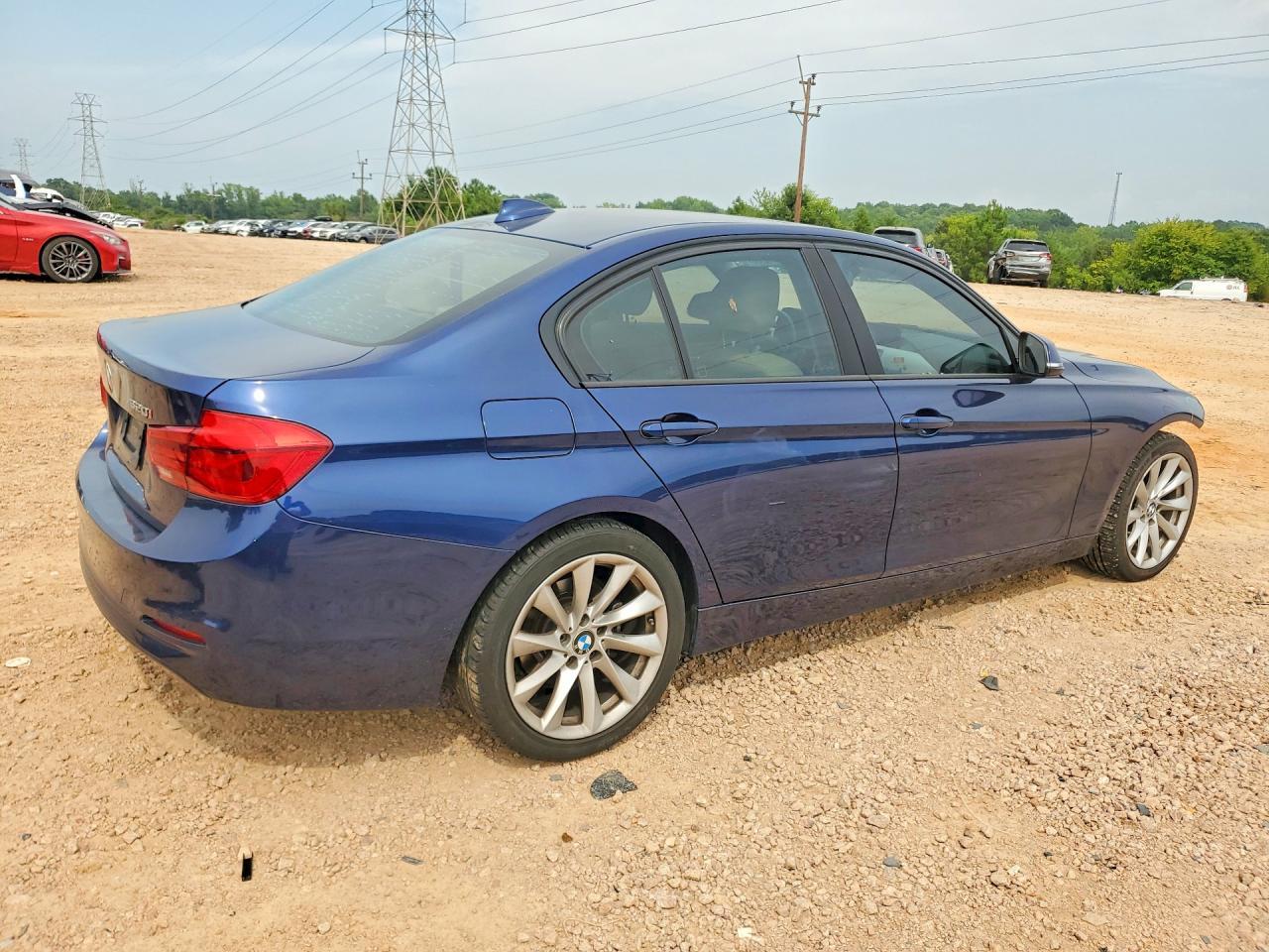 2018 BMW 320 I - zdjęcie 3