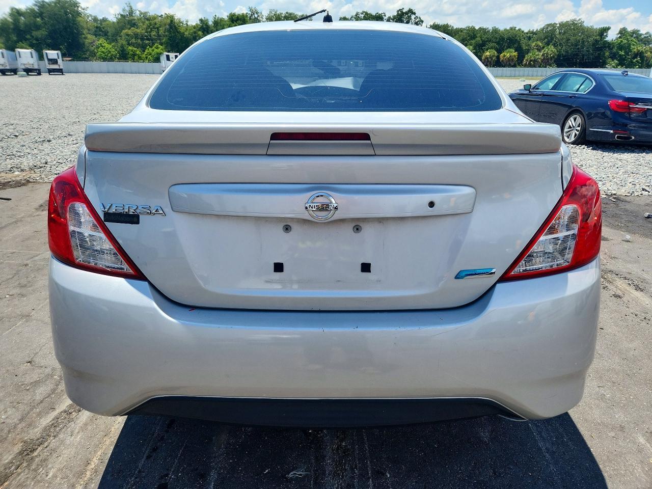 2016 Nissan Versa 1.6 S Plus - zdjęcie 6