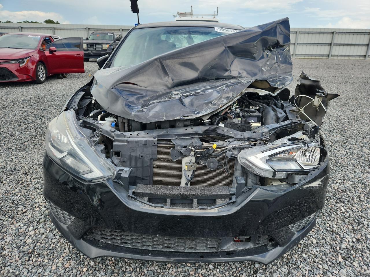 2018 Nissan Sentra S - zdjęcie 5