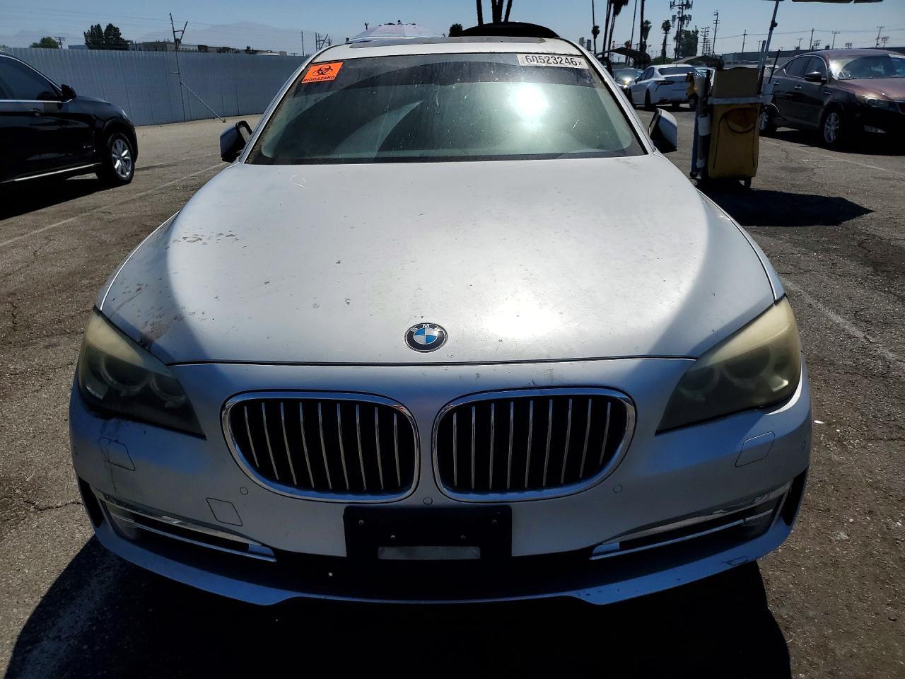 2015 BMW 740 I - zdjęcie 5