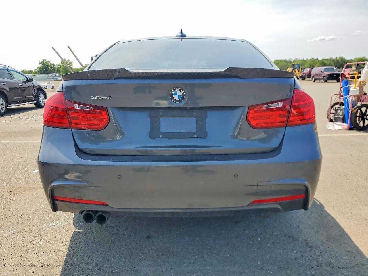 2015 BMW Seria 3 328i - zdjęcie 6