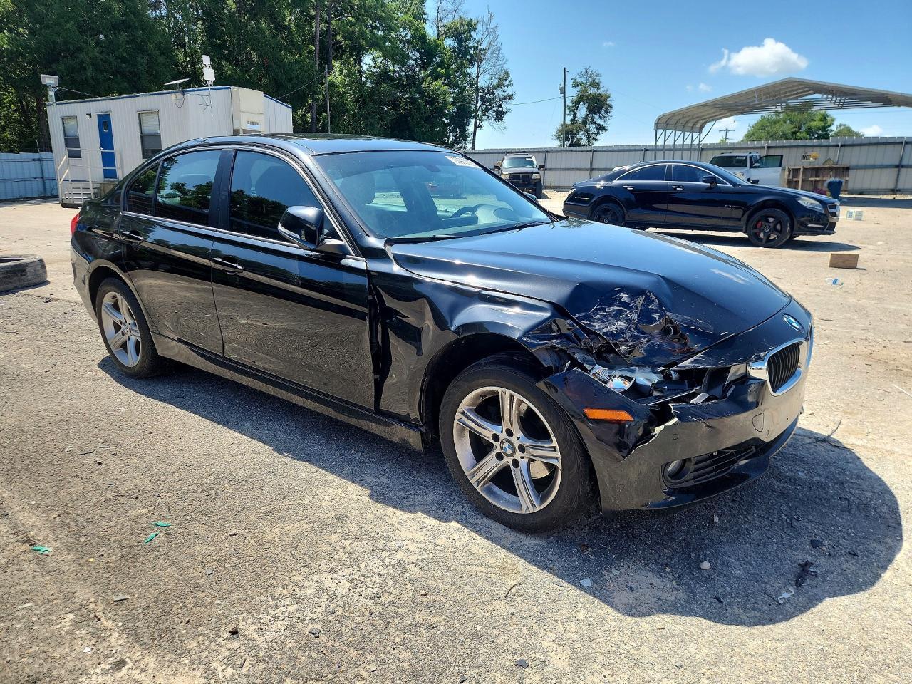 2015 BMW Seria 3 328i - zdjęcie 4