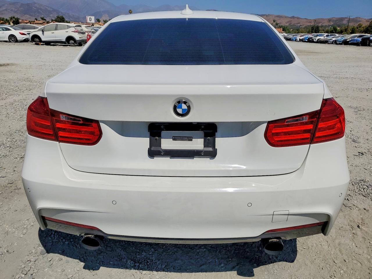 2014 BMW 335 I - zdjęcie 6