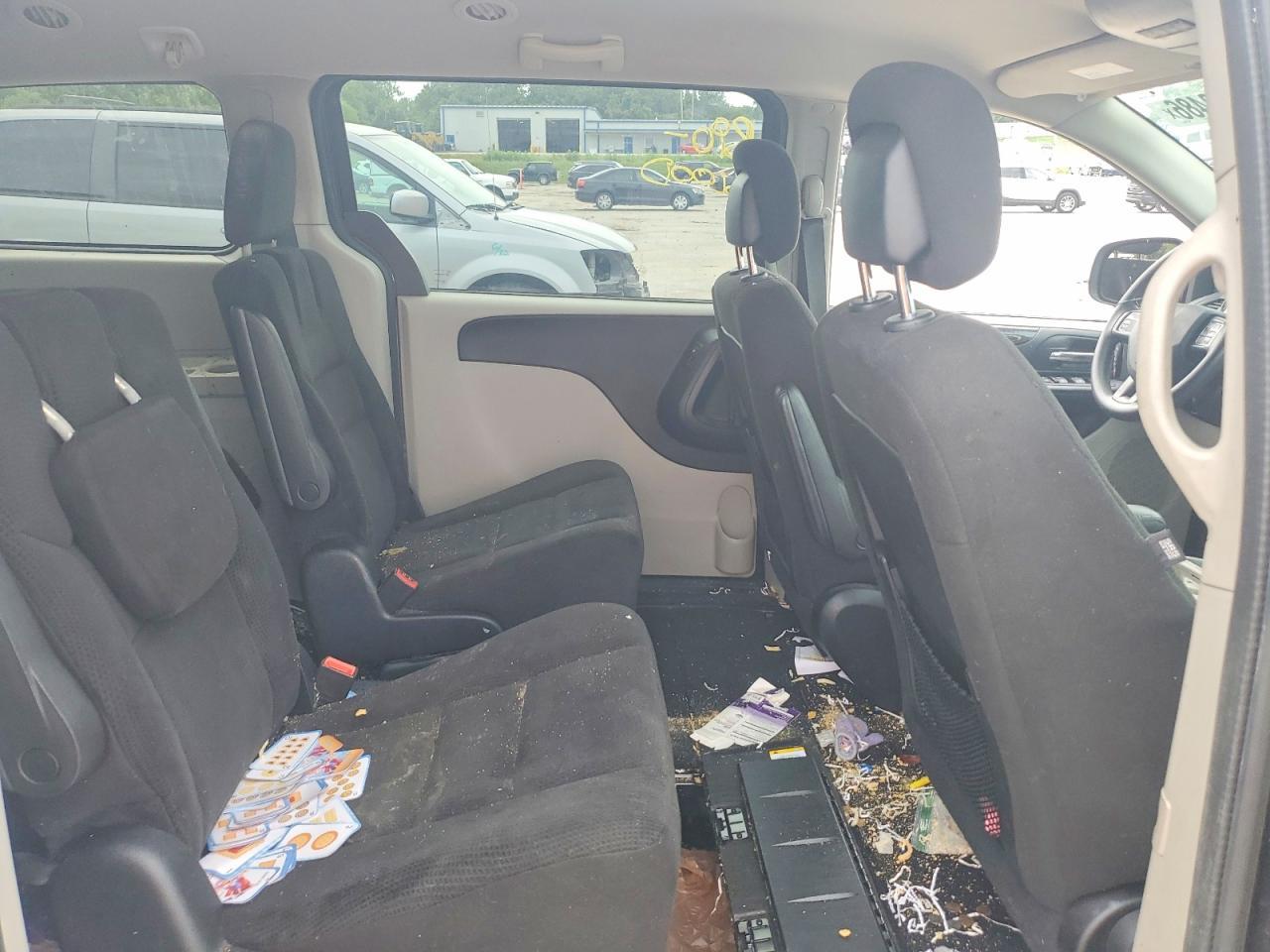 2016 Dodge Grand Caravan Sxt - zdjęcie 11