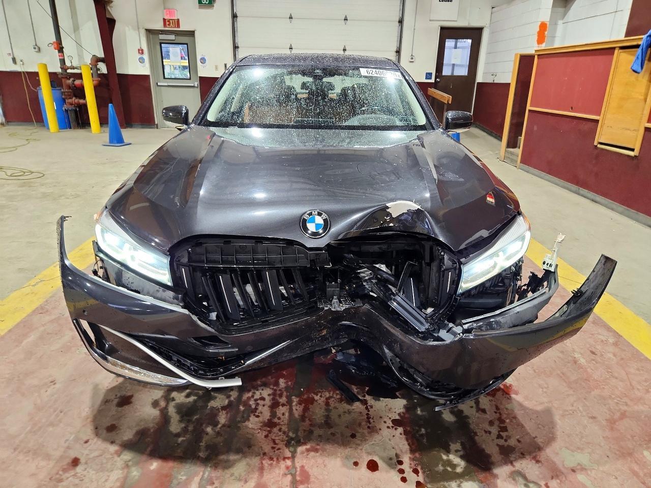 2020 BMW 740 Xi - zdjęcie 5