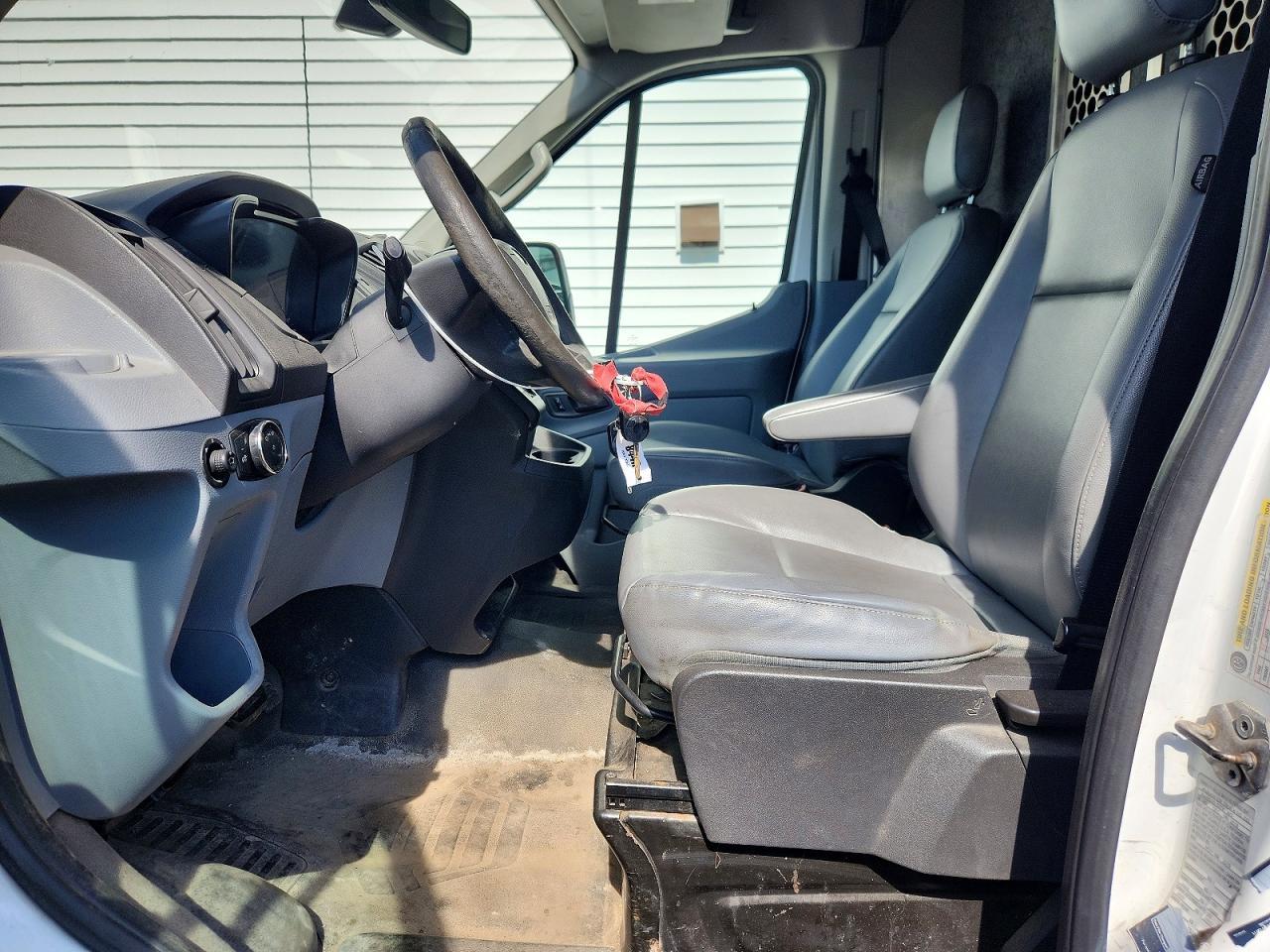 2016 Ford Transit T-150 - zdjęcie 7