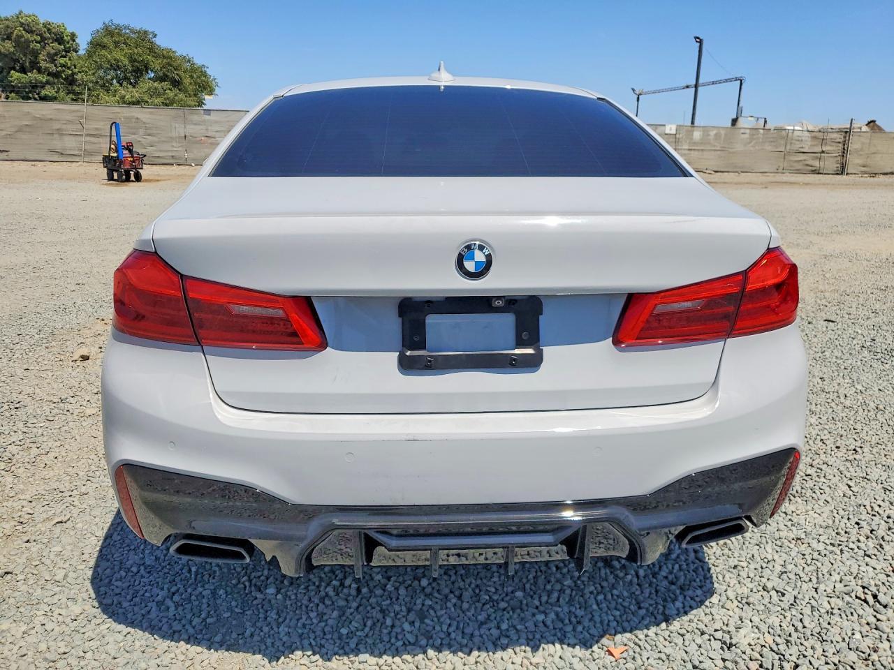 2018 BMW 530 I - zdjęcie 6