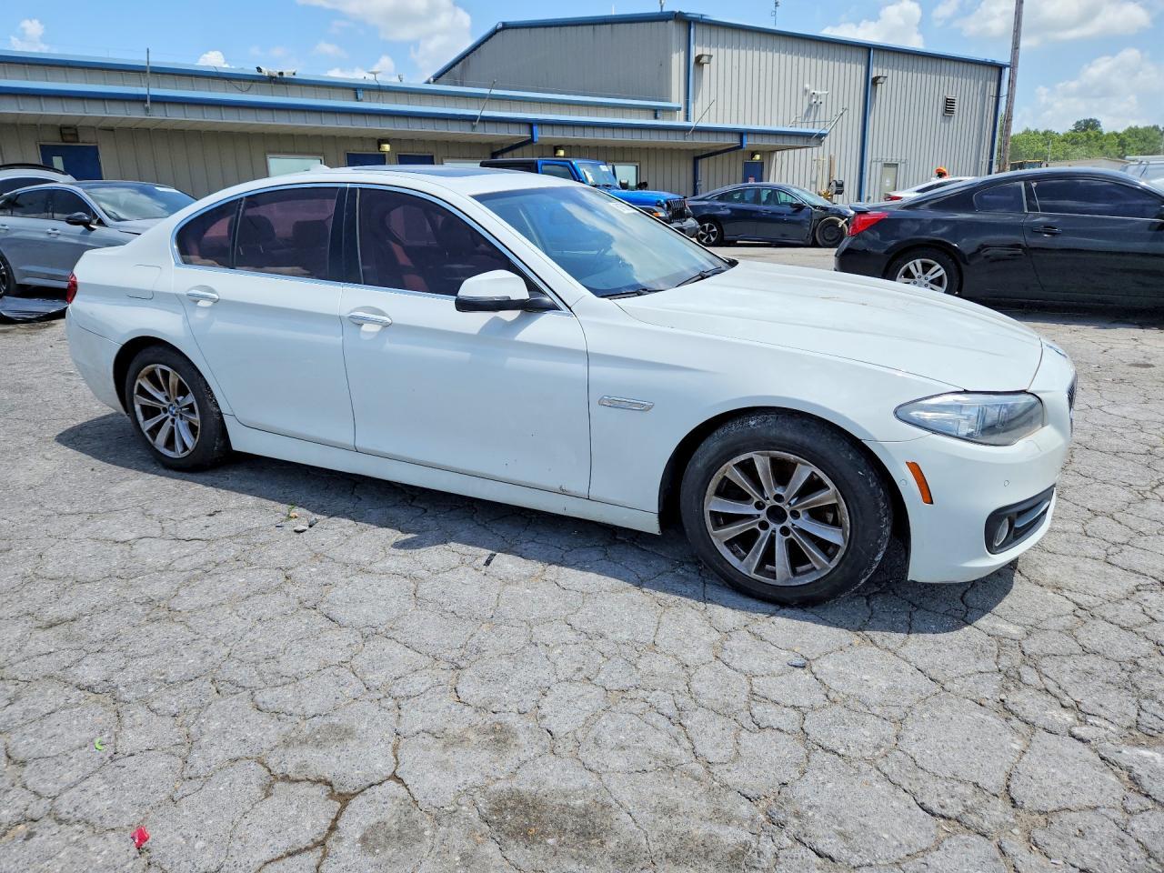 2016 BMW 528 I - zdjęcie 4