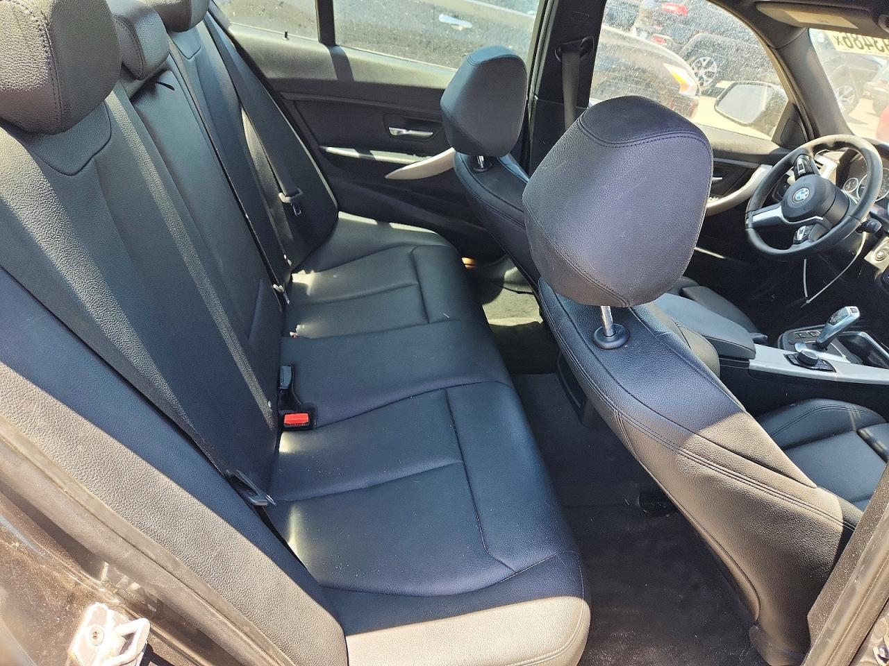 2014 BMW 320 I - zdjęcie 10